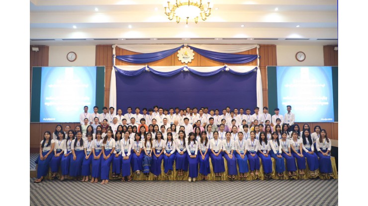 သမဝါယမနှင့်စီမံခန့်ခွဲမှုပညာတက္ကသိုလ်(သန်လျင်)မှ တတိယနှစ်နှင့် စတုတ္ထနှစ် ကျောင်းသား၊ ကျောင်းသူများ မြန်မာနိုင်ငံကုန်သည်များနှင့်စက်မှုလက်မှုလုပ်ငန်းရှင်များအသင်းချုပ် (UMFCCI) သို့ လေ့လာရေးခရီးသွားရောက်