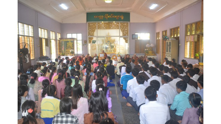 သမဝါယမနှင့်စီမံခန့်ခွဲမှုပညာတက္ကသိုလ်(သန်လျင်)တွင် သဗ္ဗဇယဆုတောင်းပြည့်အောင်စေတီတော် မြတ်ကြီး၏ ဗုဒ္ဓါဘိသေက အနေကဇာတင်နှင့် အသံမစဲ မဟာပဋ္ဌာန်းရွတ်ဖတ်ပူဇော်ပွဲကျင်းပ
