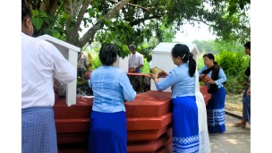 သမဝါယမနှင့်စီမံခန့်ခွဲမှုပညာတက္ကသိုလ်(သန်လျင်)မိသားစု ကဆုန်ညောင်ရေသွန်းလောင်းခြင်း