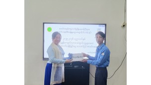 သမဝါယမနှင့်စီမံခန့်ခွဲမှုပညာတက္ကသိုလ်(သန်လျင်) တွင် လူရည်ချွန်ကျောင်းသား၊ ကျောင်းသူ (၂) ဦး အား ထောက်ပံ့ချီးမြှင့်ငွေပေးအပ်